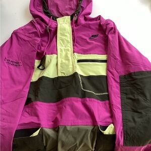 Nike Mens Purple and Yellow Rain Jacket